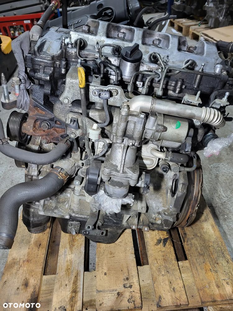Toyota Rav4 III 2.2 D4D Silnik Komplety - 2