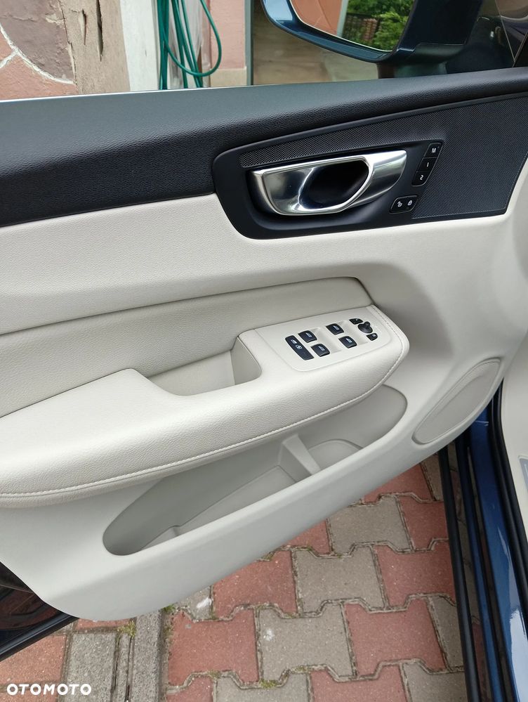 Volvo XC 60 T5 Geartronic Momentum - 2