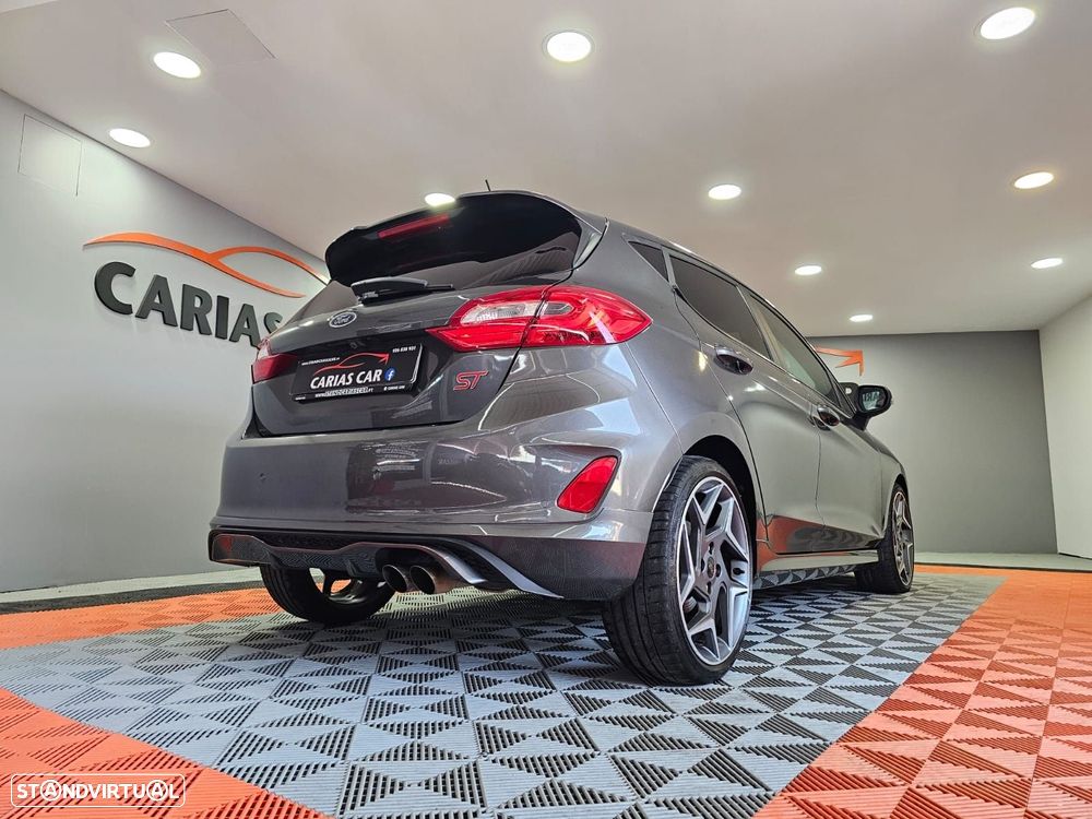 Ford Fiesta 1.5 EcoBoost ST - 9