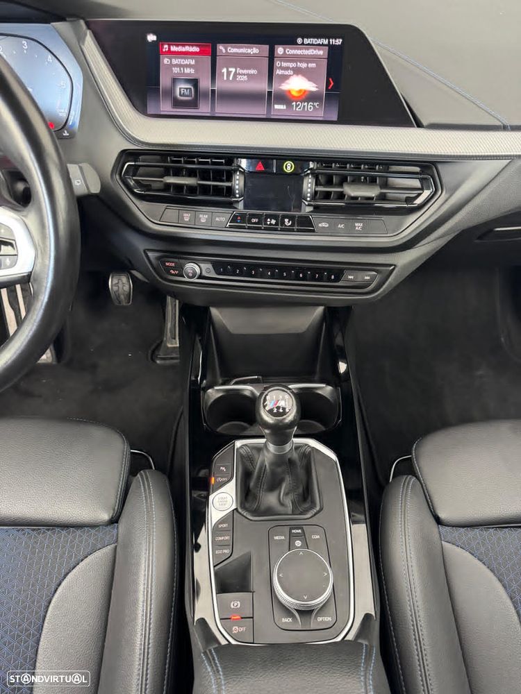 BMW 116 d Pack Desportivo M - 17