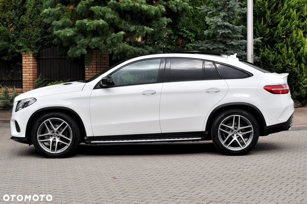 Mercedes-Benz GLE - 13