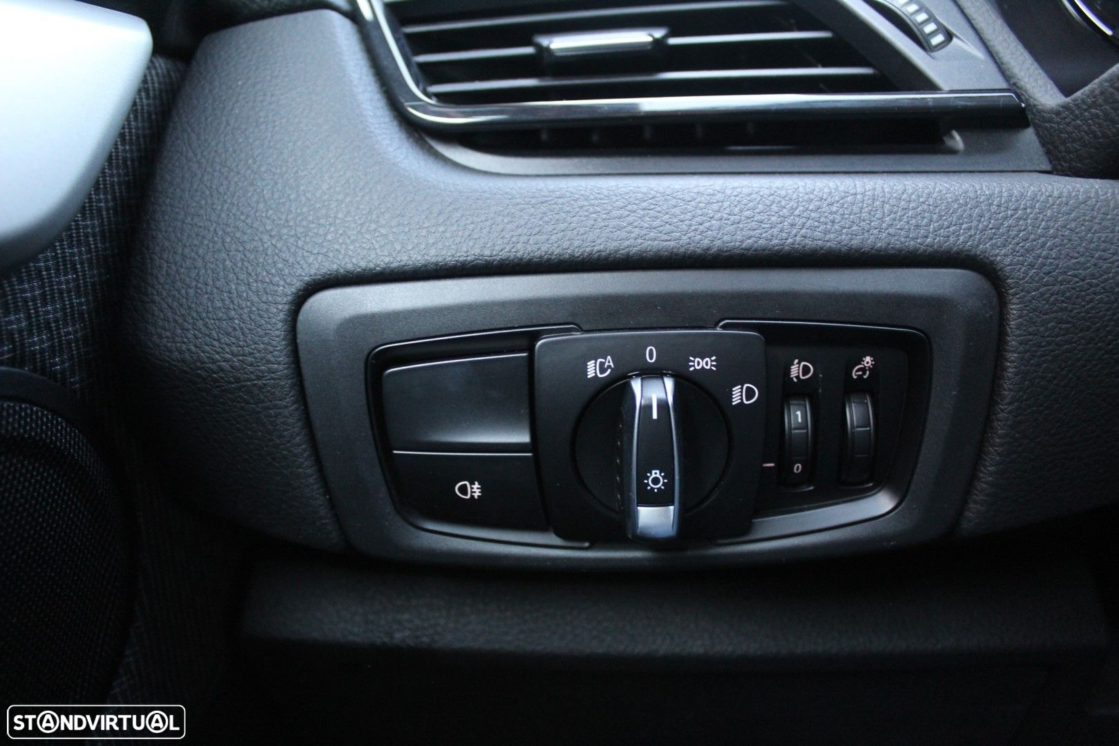 BMW 216 Active Tourer d - 14
