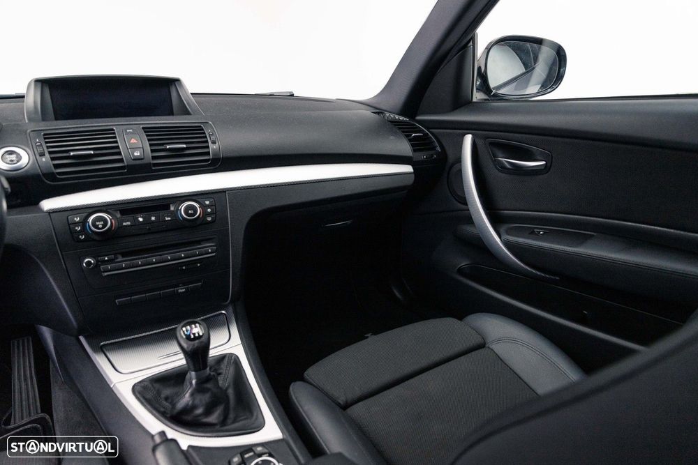 BMW 120 d Coupe - 17
