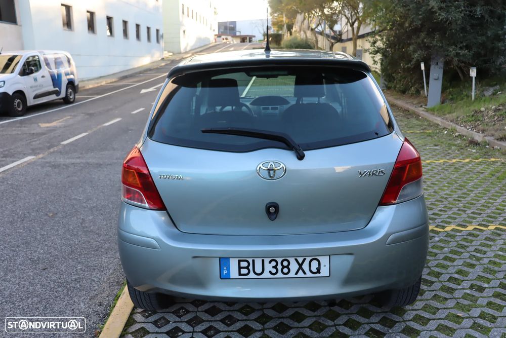 Toyota Yaris 1.3 VVT-i Sol High Pack VSC+TRC - 47