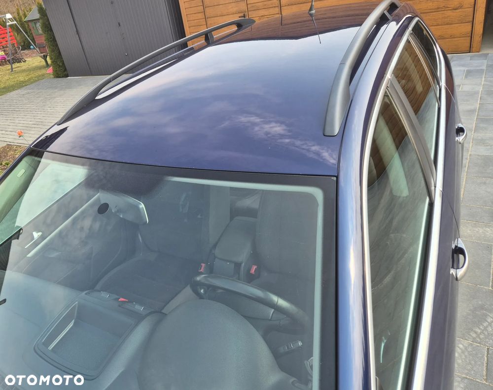 Volkswagen Golf 1.9 TDI DPF Comfortline - 6