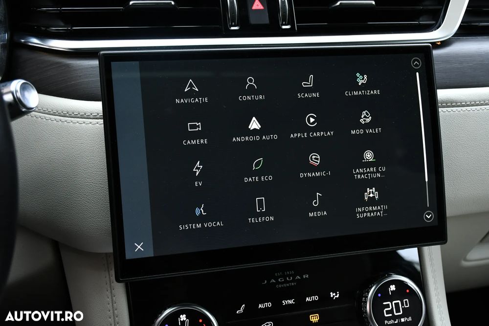 Jaguar F-Pace P400e AWD HSE - 18