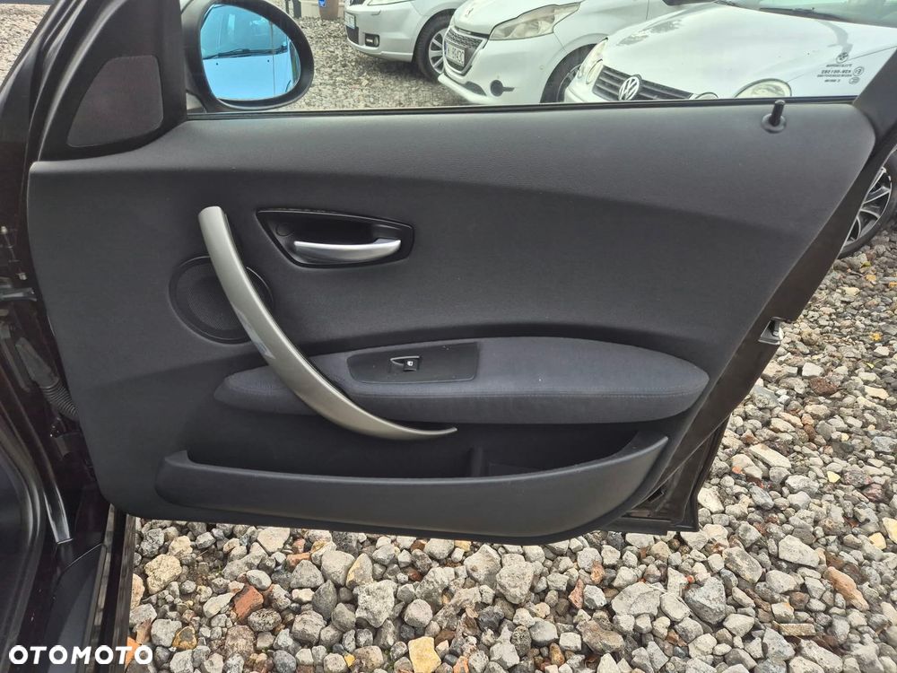 BMW Seria 1 120d - 16