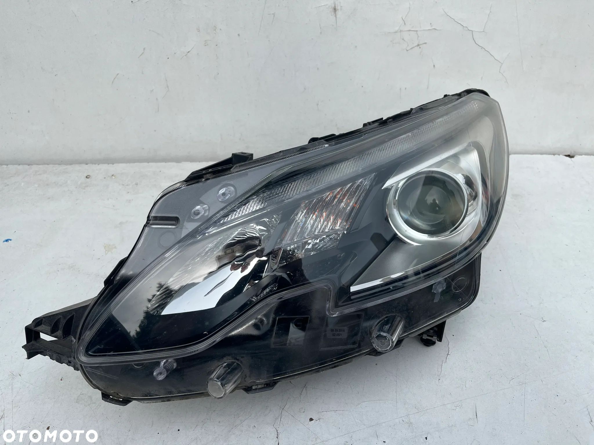 LAMPA PRZÓD PRZEDNIA LEWA PEUGEOT 2008 I LIFT 2015- 9814749080 - 1