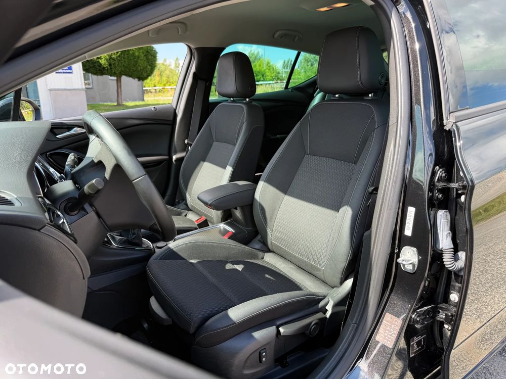 Opel Astra 1.4 Turbo Innovation - 4