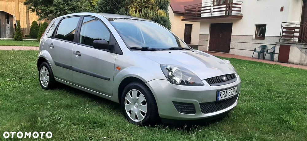 Ford Fiesta - 2