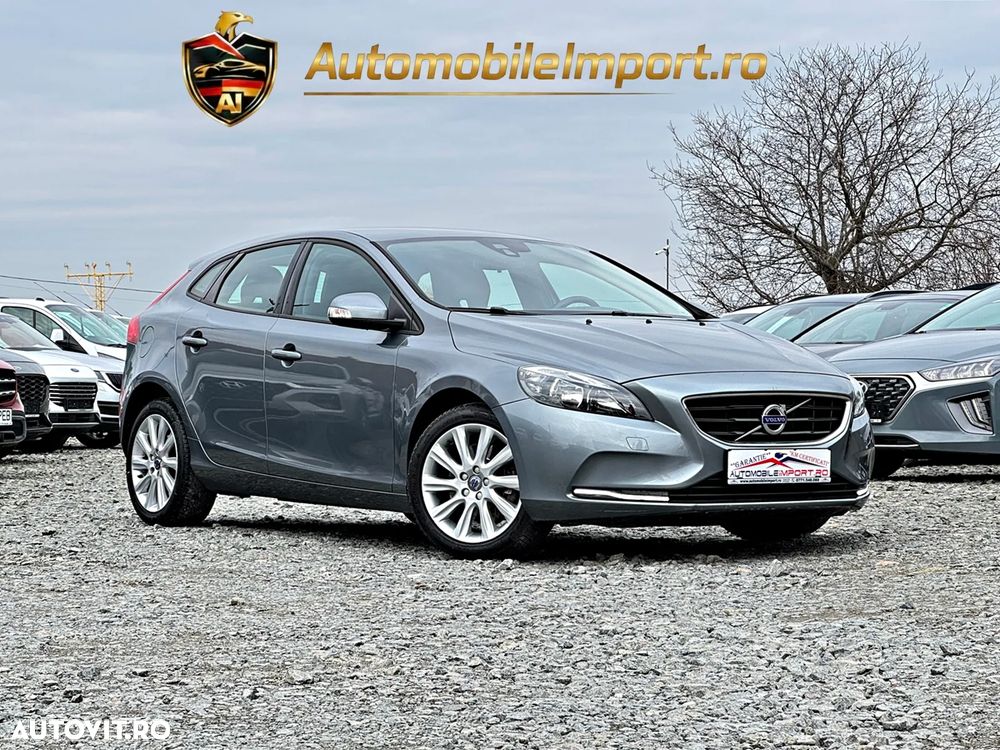 Volvo V40 D2 Aut. Momentum - 4