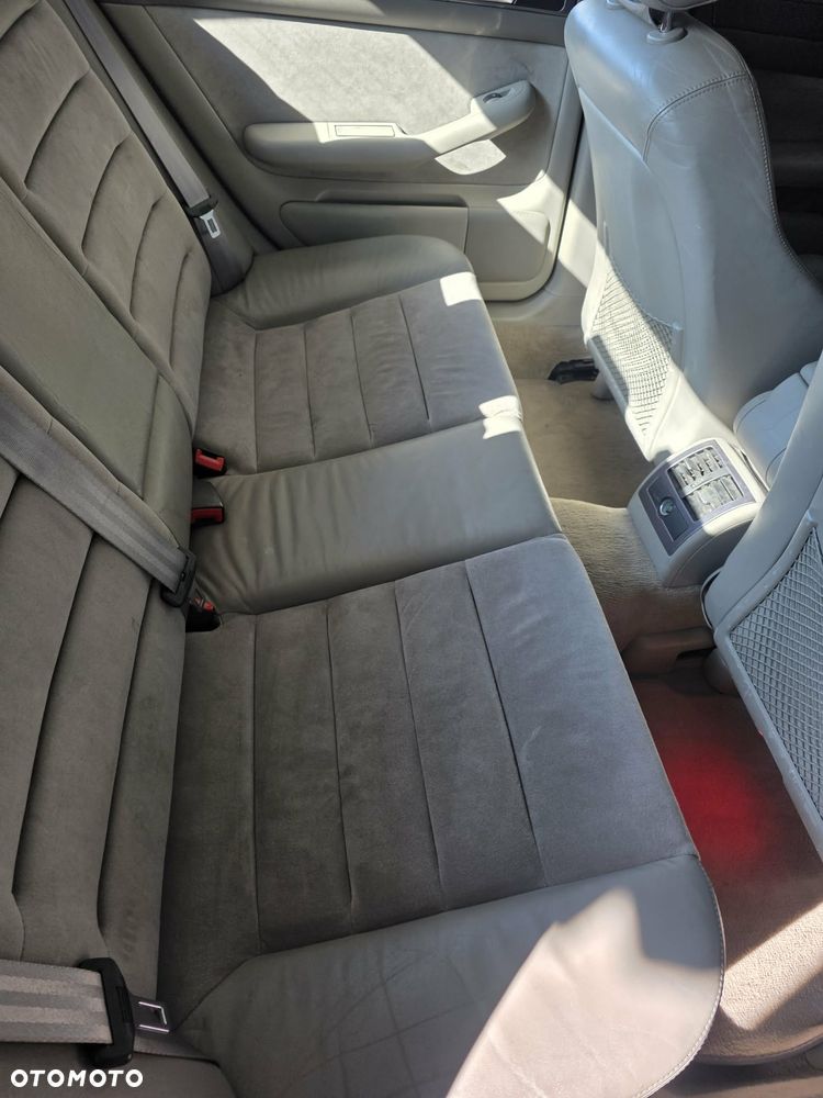 Audi A6 Limousine - 8