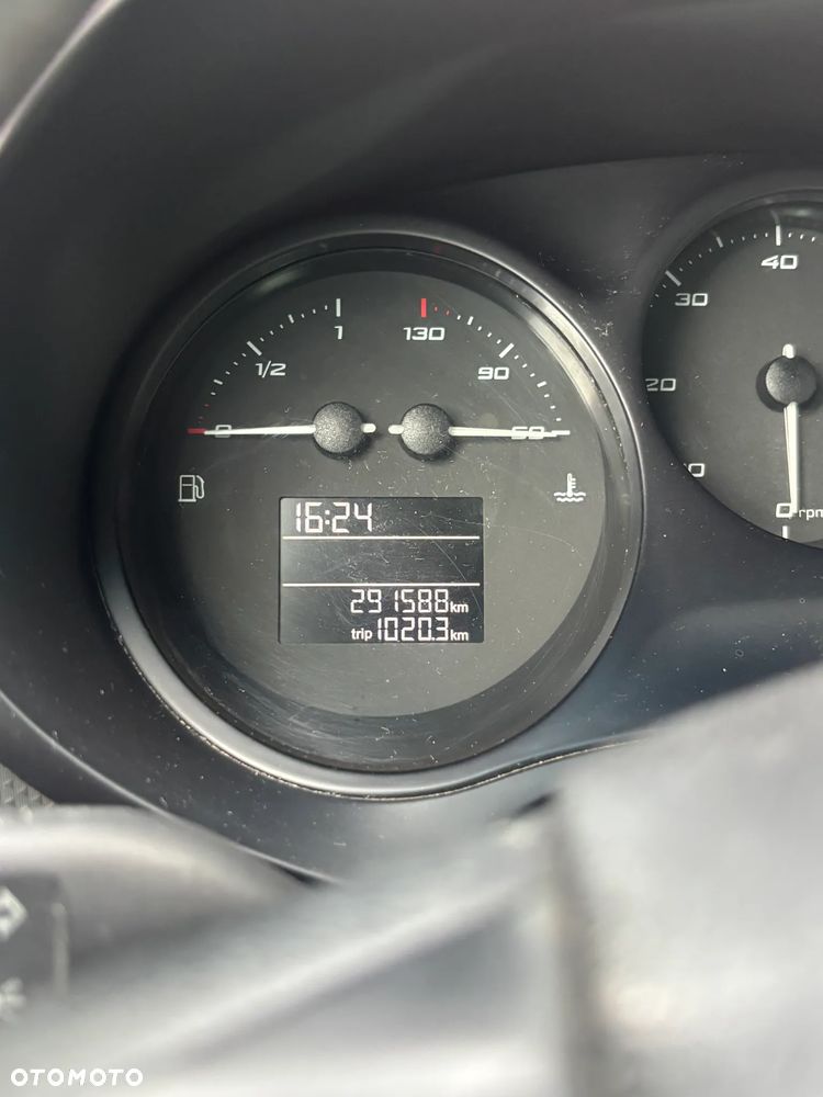 Seat Leon 1.6 TDI Reference - 13
