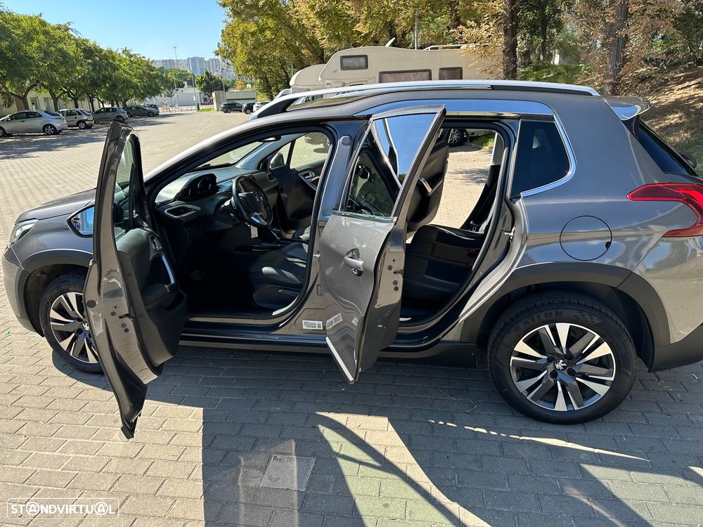 Peugeot 2008 1.2 PureTech Allure EAT6 - 14