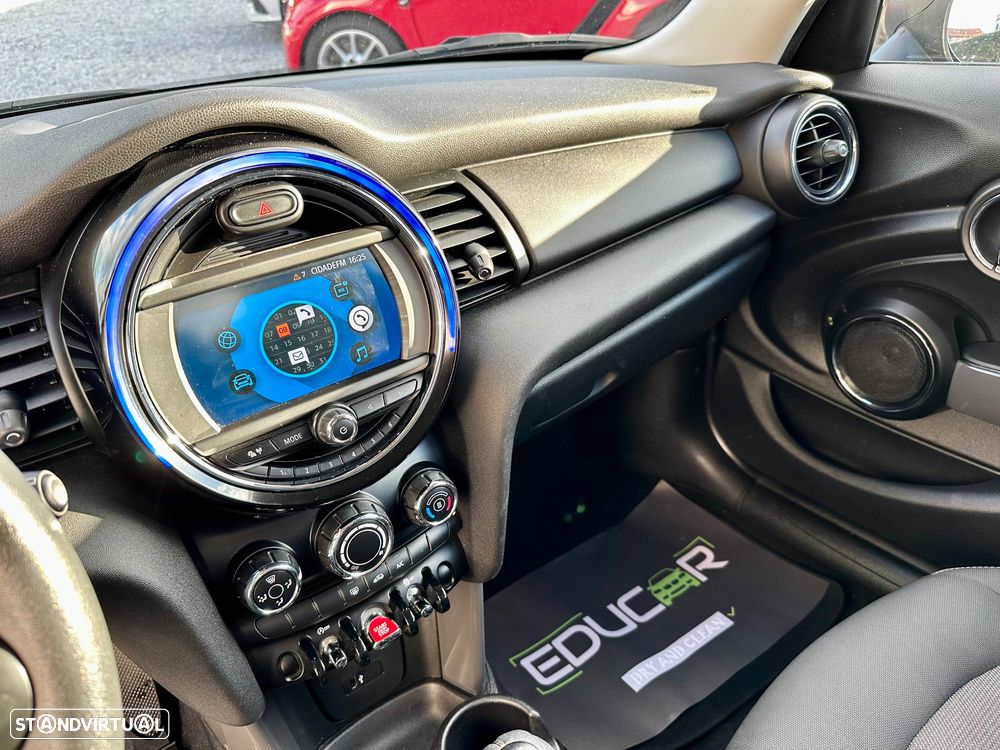 MINI 5 Portas One D - 7