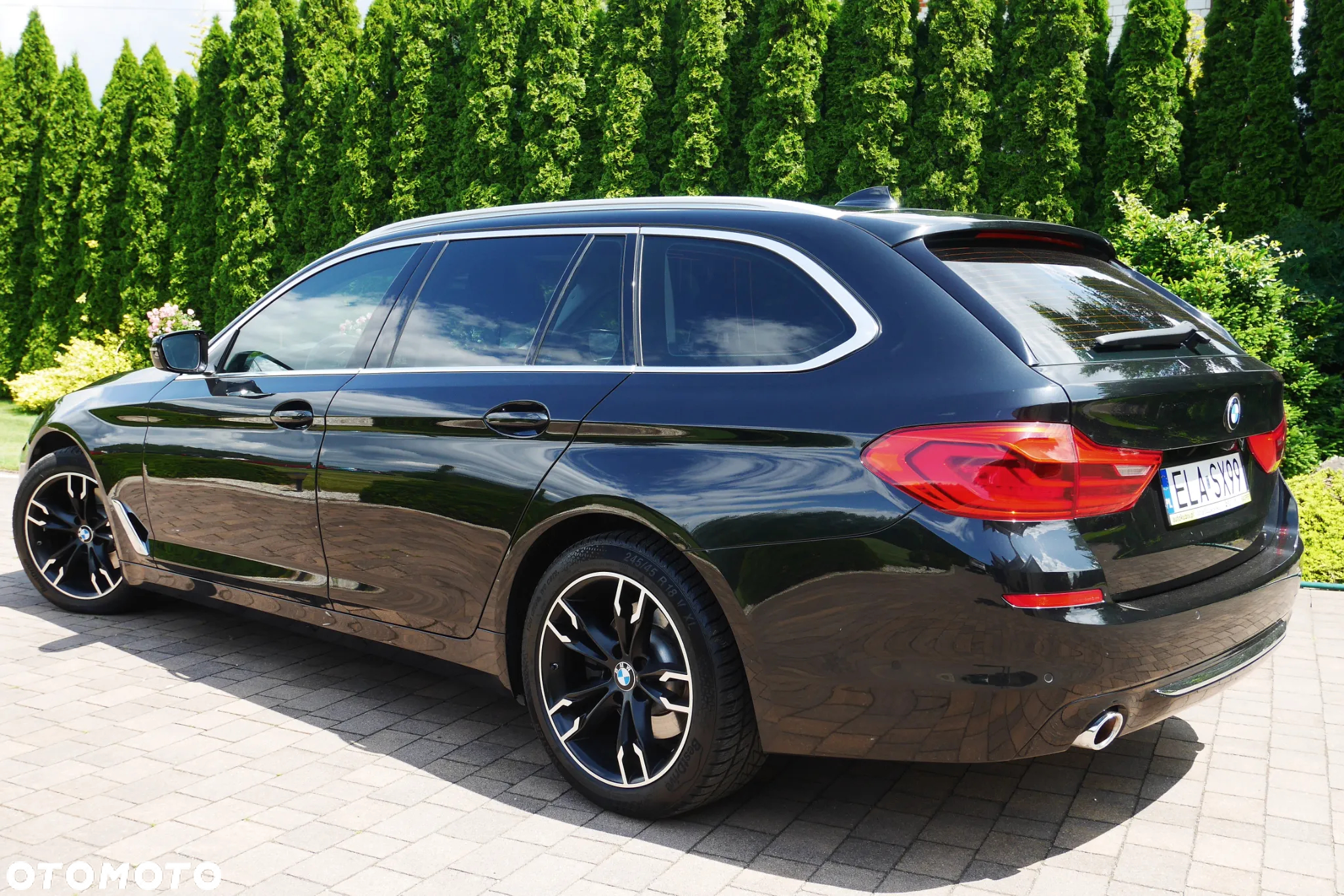BMW Seria 5 520d Touring Luxury Line - 11