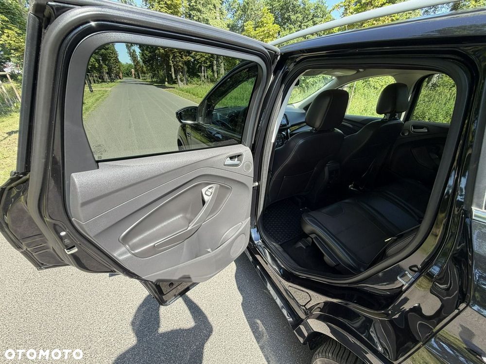 Ford Kuga - 21