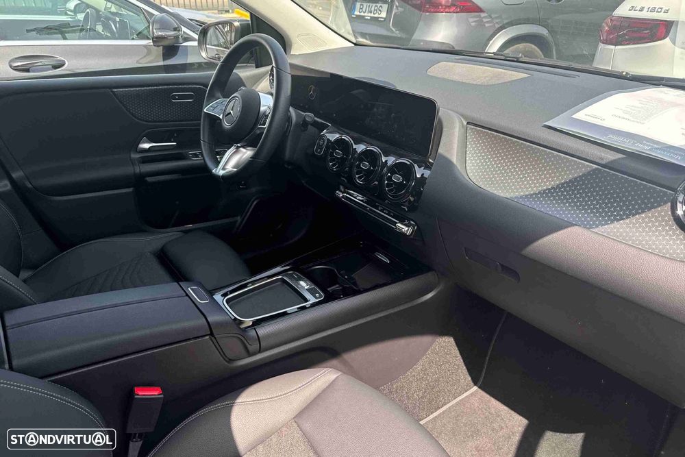 Mercedes-Benz B 180 d - 8