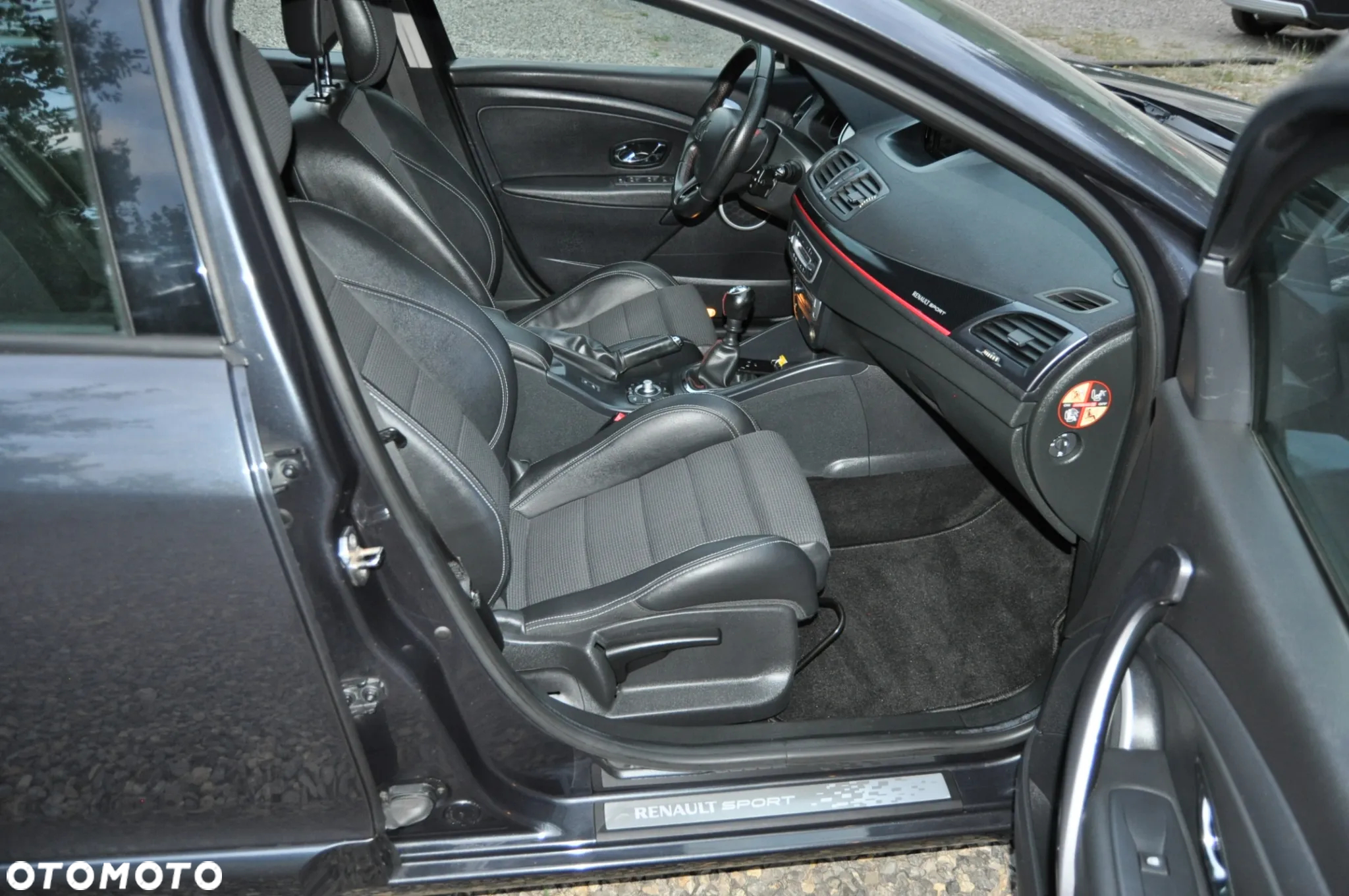 Renault Megane Grandtour TCe 180 GT - 11