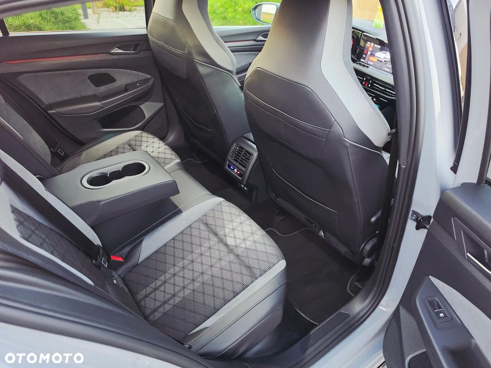 Volkswagen Golf 2.0 TDI R-Line Plus DSG - 21