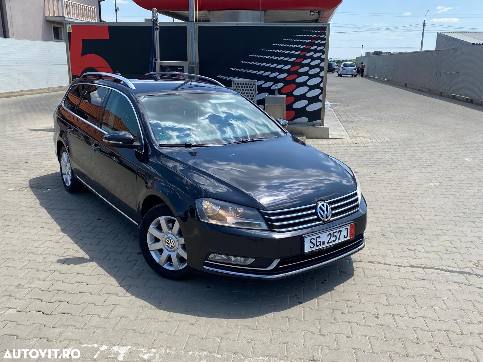 Volkswagen Passat Variant 2.0 Blue TDI DSG SCR Highline - 8