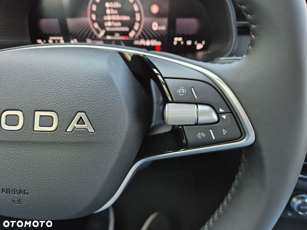 Skoda Kamiq 1.0 TSI Drive - 37