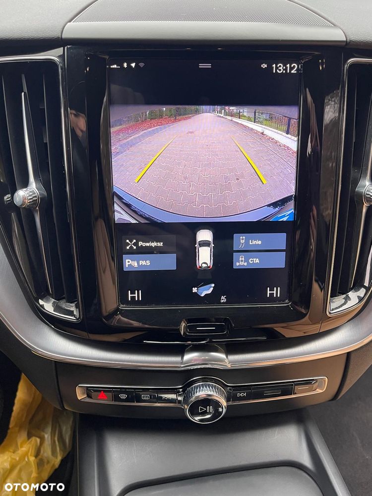 Volvo XC 60 B5 D AWD Geartronic Momentum Pro - 28