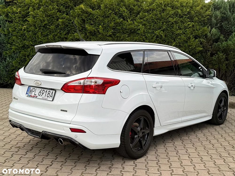 Ford Focus 1.6 EcoBoost Start-Stopp-System Titanium - 14
