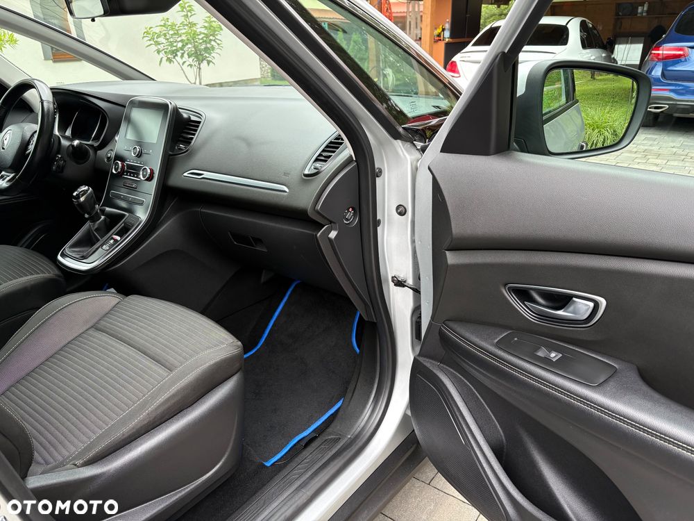 Renault Scenic - 5