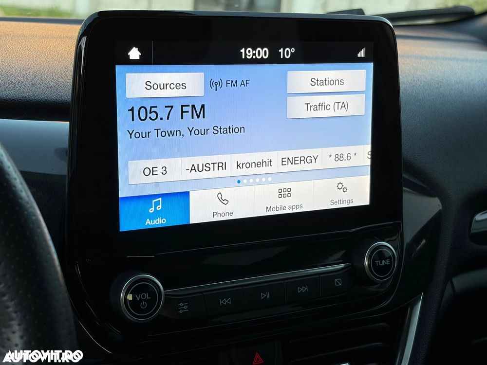 Ford Fiesta 1.1 S&S ST-LINE - 9