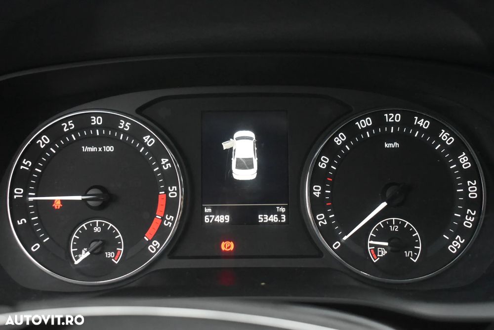 Skoda Octavia 2.0 TDI Ambition - 17