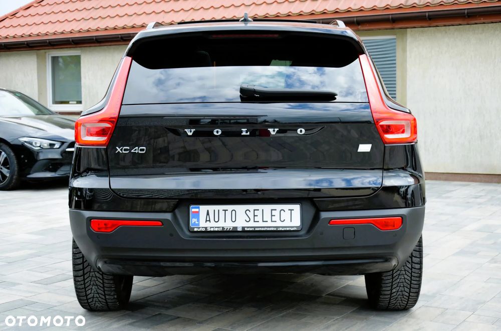 Volvo XC 40 T5 Plug-In Hybrid R-Design - 10