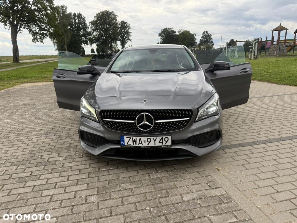 Mercedes-Benz CLA - 4