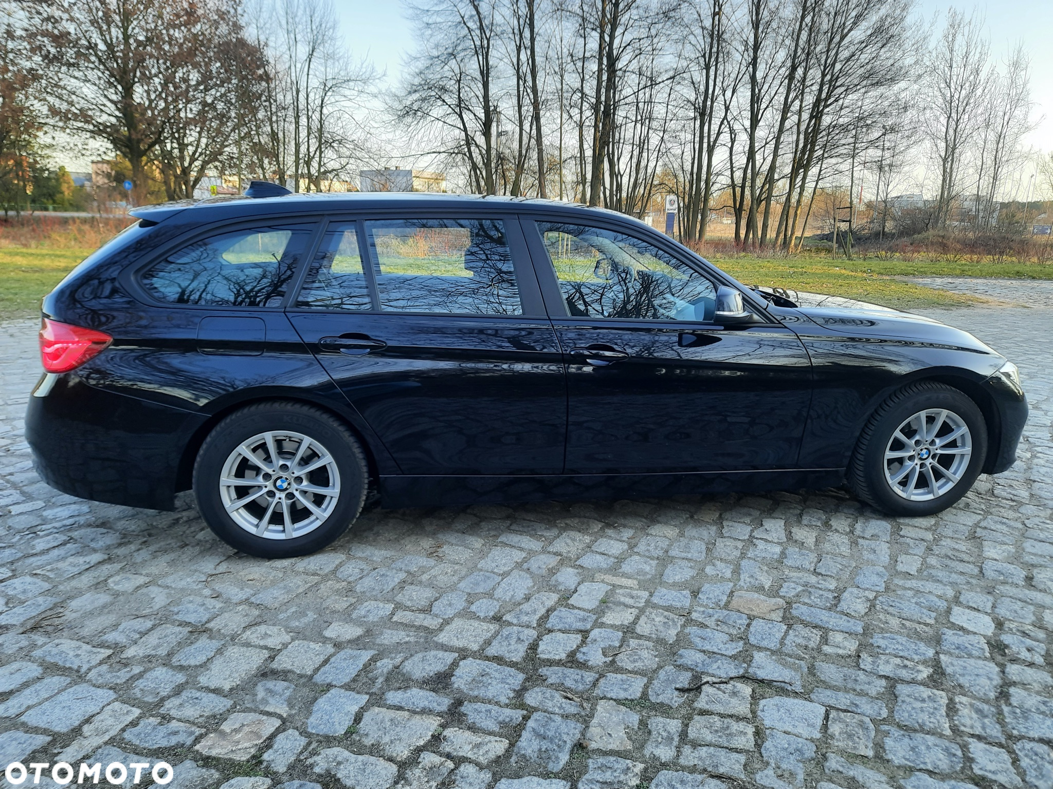 BMW Seria 3 320d Touring Advantage - 7