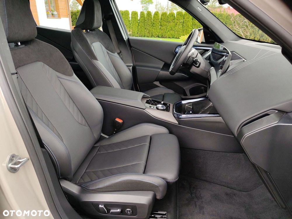 BMW X3 xDrive20 mHEV - 26