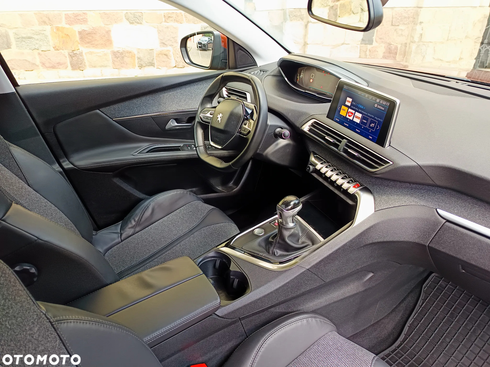 Peugeot 3008 1.2 PureTech Allure S&S - 10