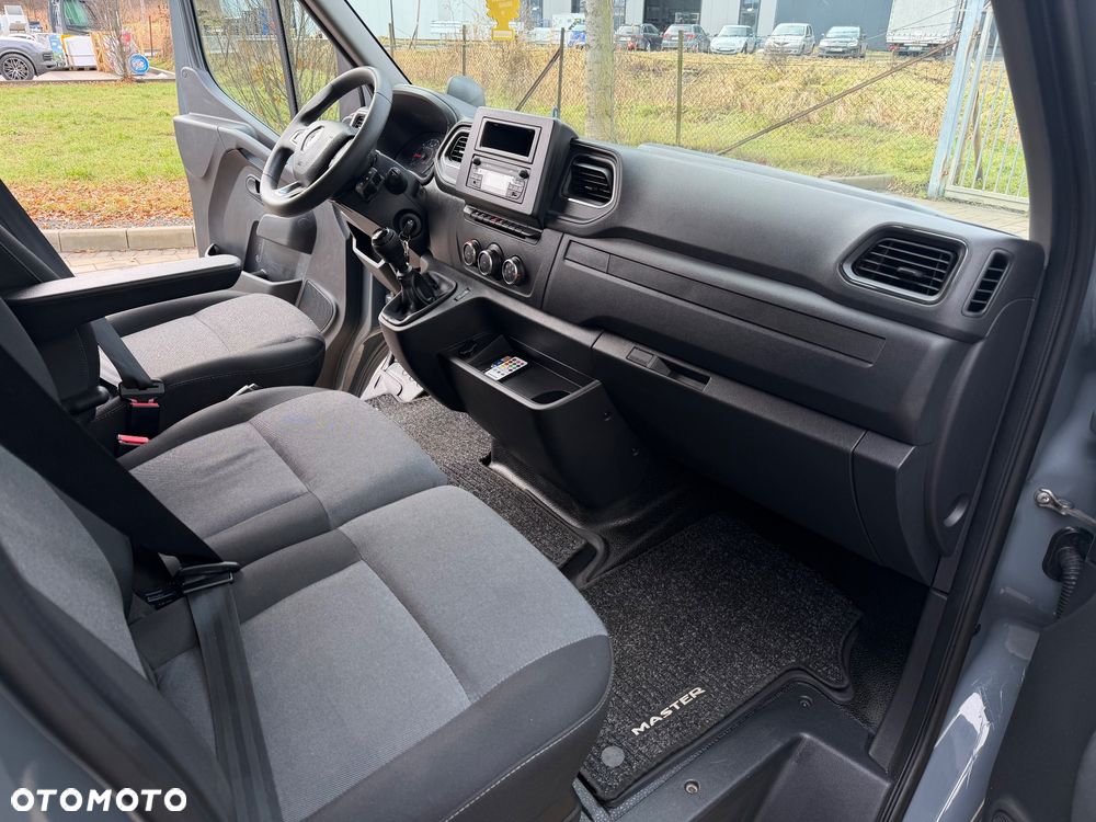 Renault Master - 11