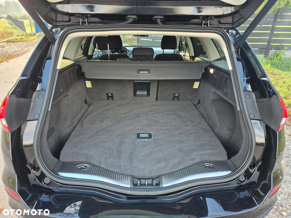 Ford Mondeo - 12