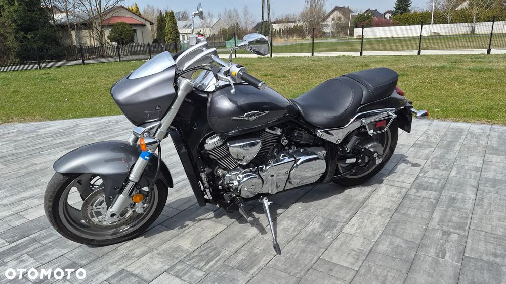 Suzuki Boulevard - 2