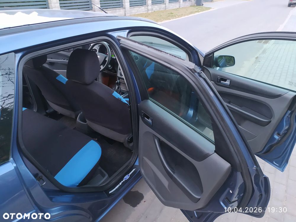 Ford Focus - 12