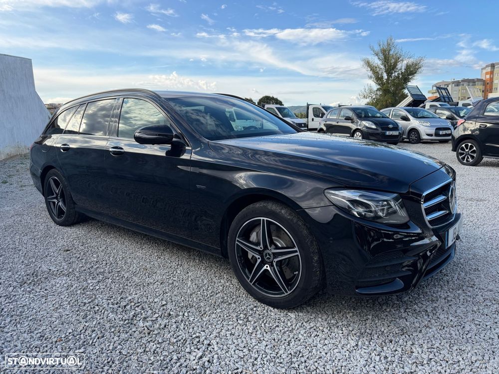 Mercedes-Benz E 300 de AMG Line - 3
