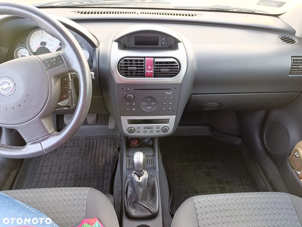 Opel Corsa 1.8 16V GSI - 7