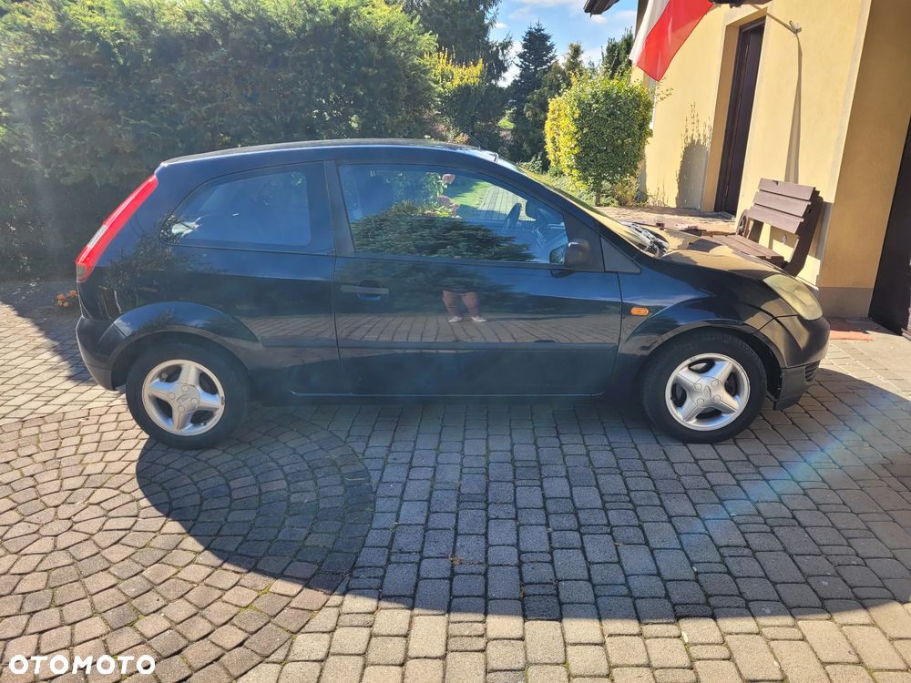 Ford Fiesta - 9