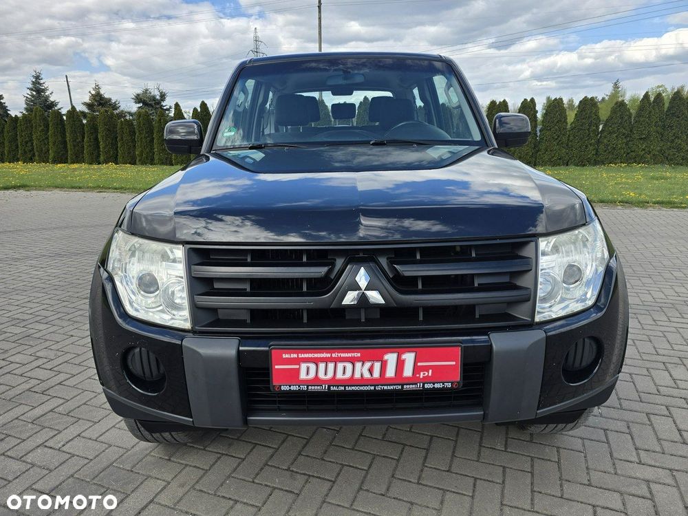 Mitsubishi Pajero - 4