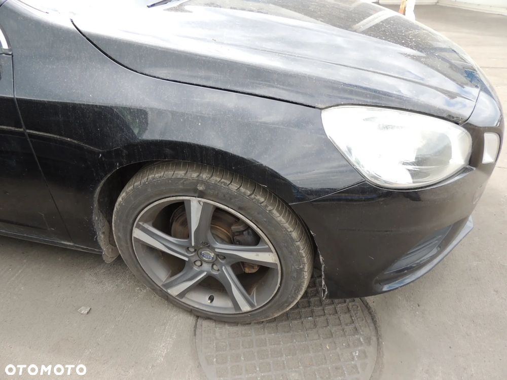 Zderzak maska błotnik Volvo S60 V60 2012 - 7