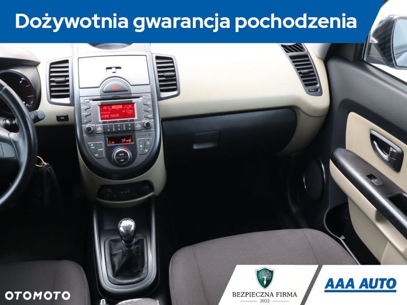 Kia Soul - 10