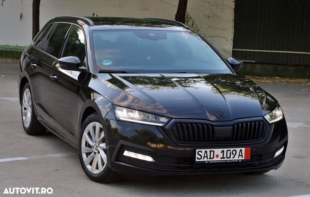 Skoda Octavia 2.0 TDI DSG Sportline - 1
