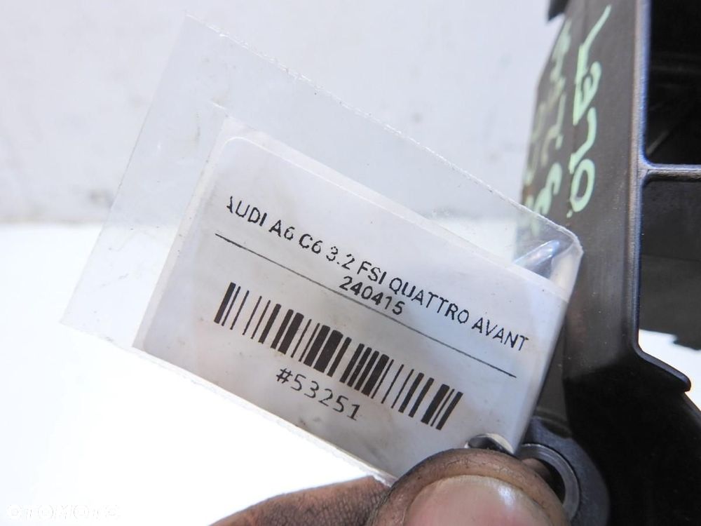 WKŁAD MISKI OLEJOWEJ AUDI A6 C6 3.2 FSI 06E103138B - 4