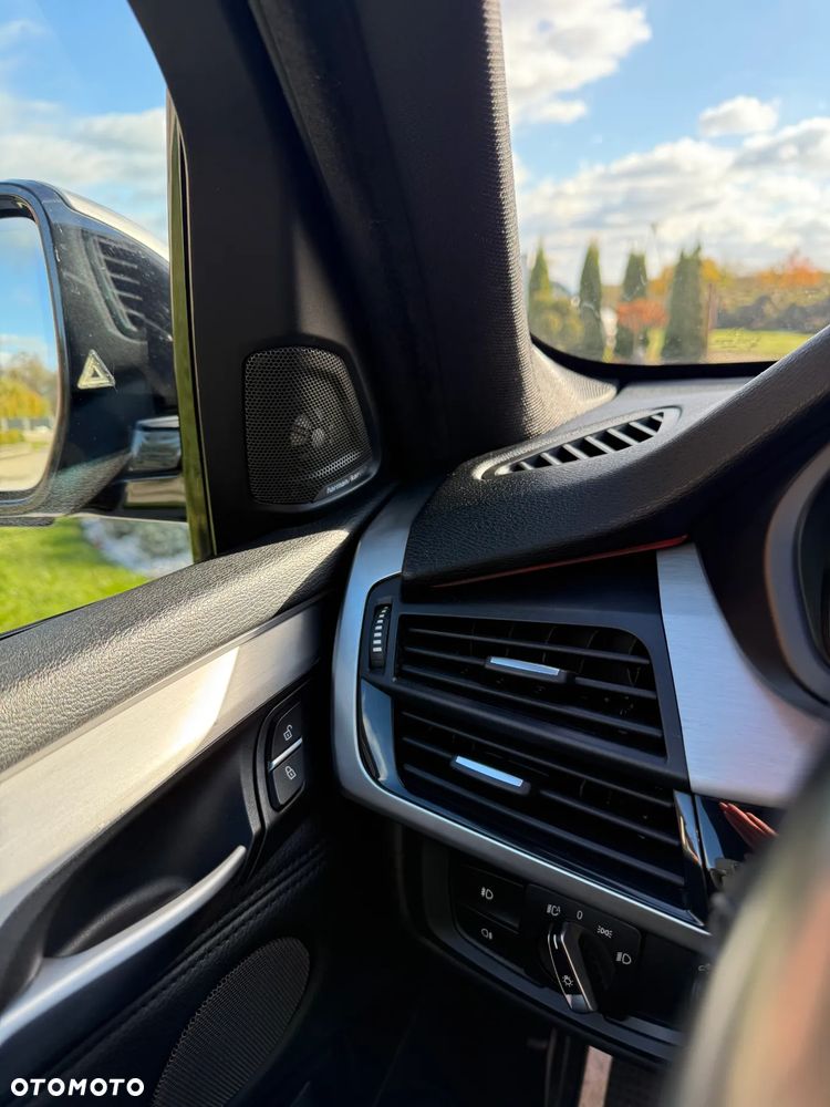 BMW X5 xDrive40d - 14