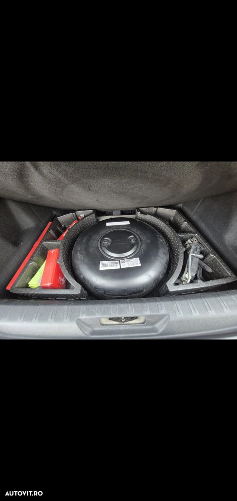 Peugeot 308 1.2 L PureTech Access - 12